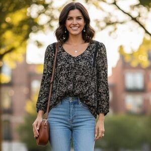 American Eagle AE Floral Boho Blouse 3/4 Sleeve V-Neck Black Cream Small